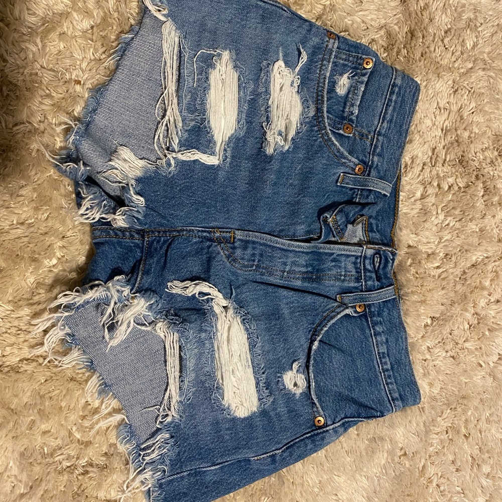Levi’s shorts